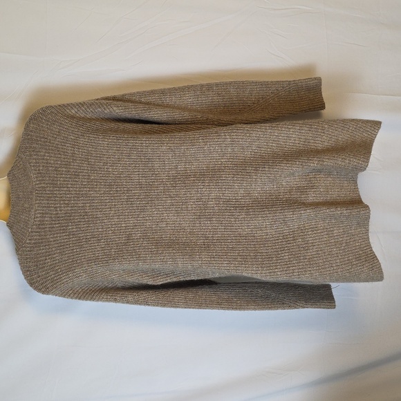 Old Navy Knit Taupe Crewneck Sweater - Picture 2 of 5